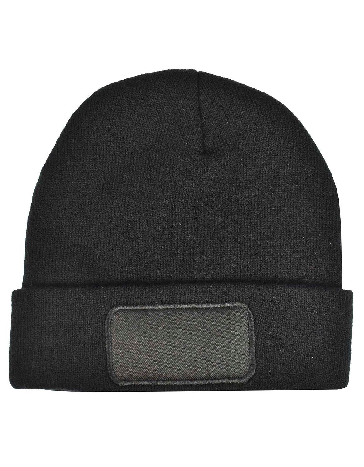 Cappello in maglia con toppa