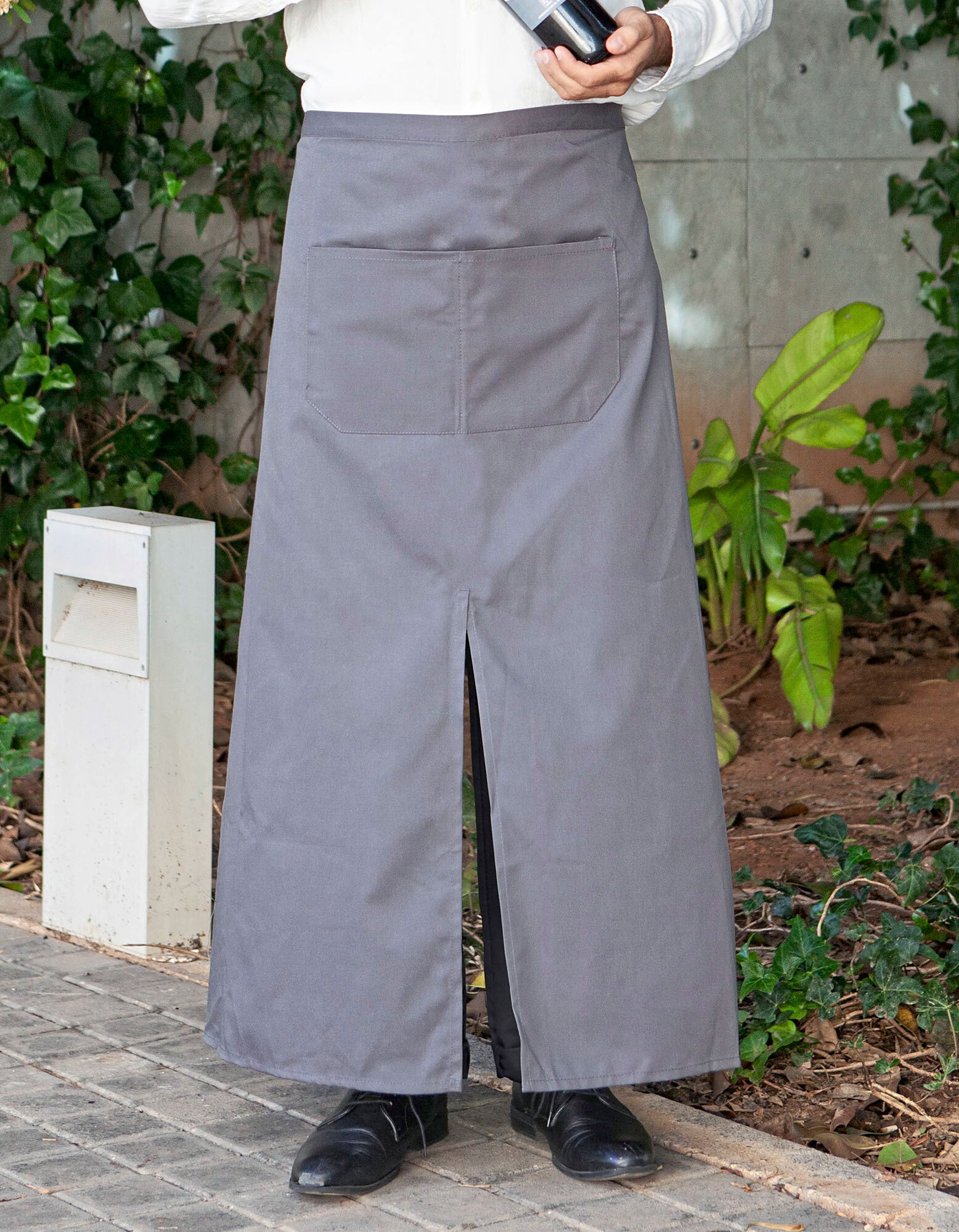 Bistro Apron With Split And Front Pocket