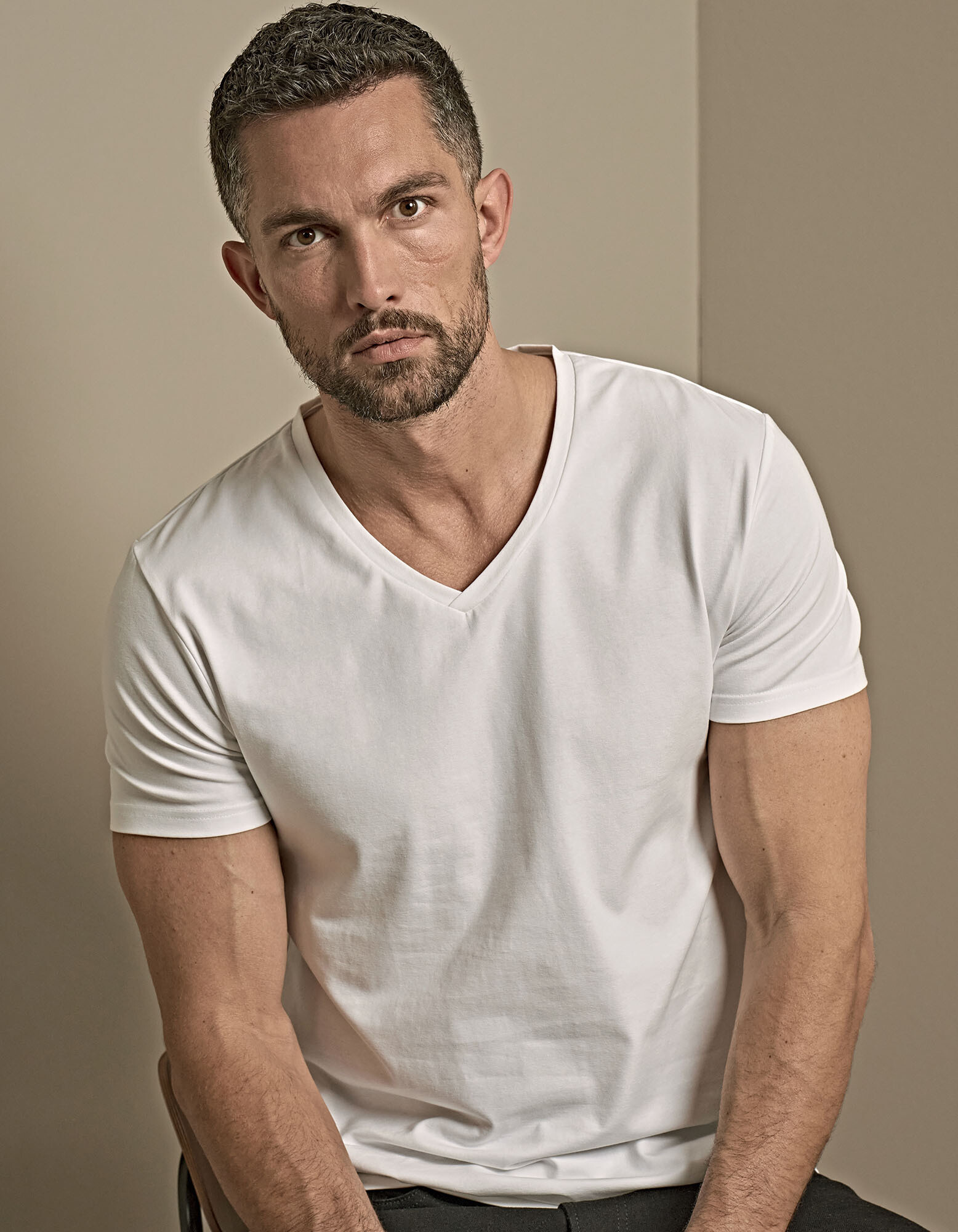 Stretch V-Neck Tee
