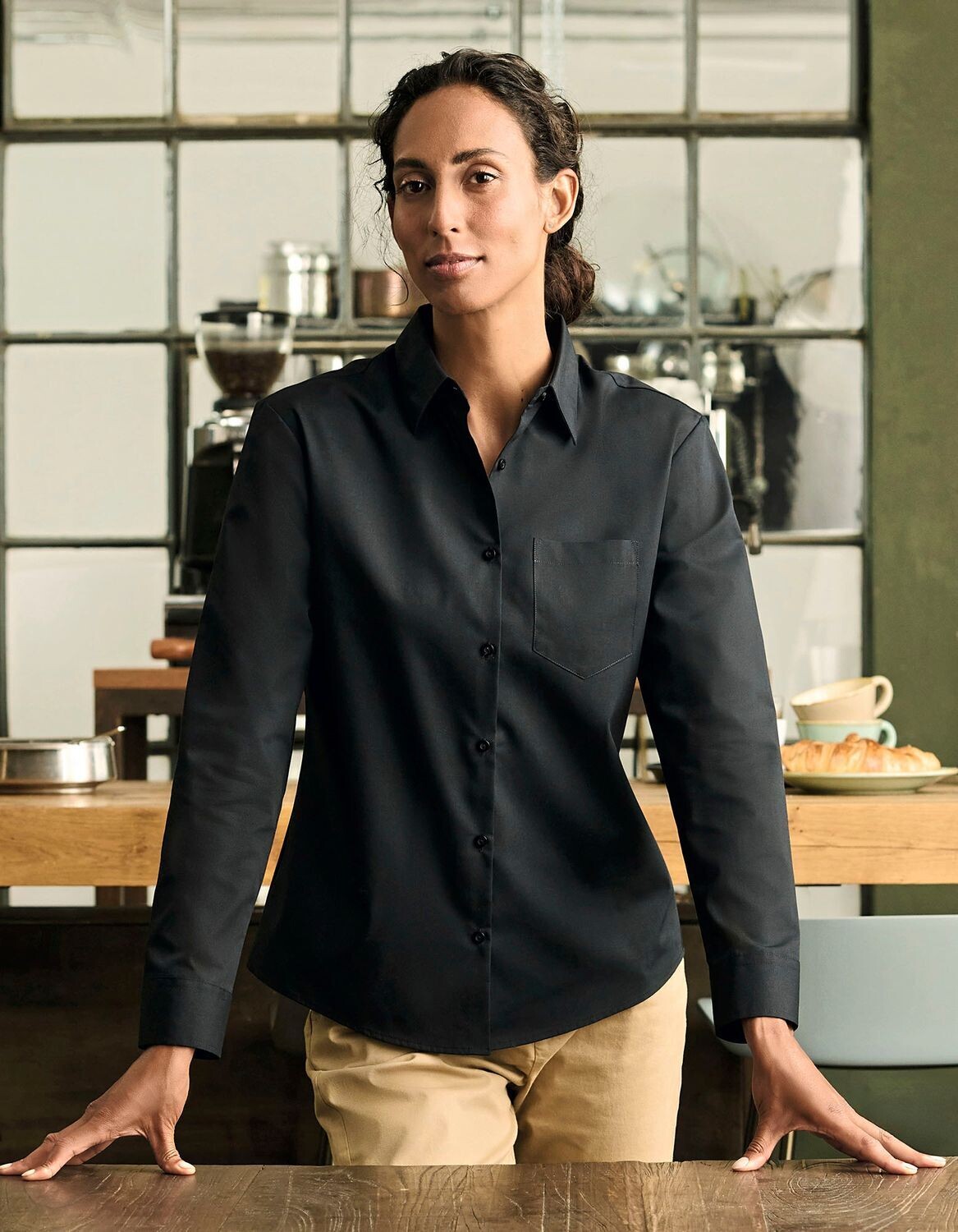 Camicia classica a maniche lunghe da donna in popeline di policotone