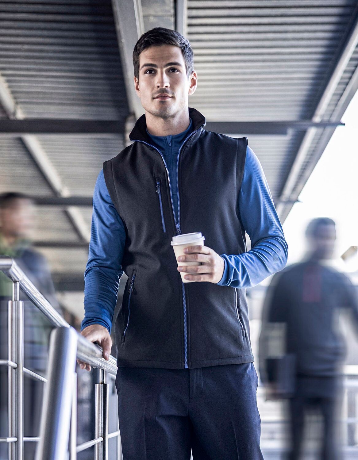 Navigate 2-layer softshell bodywarmer