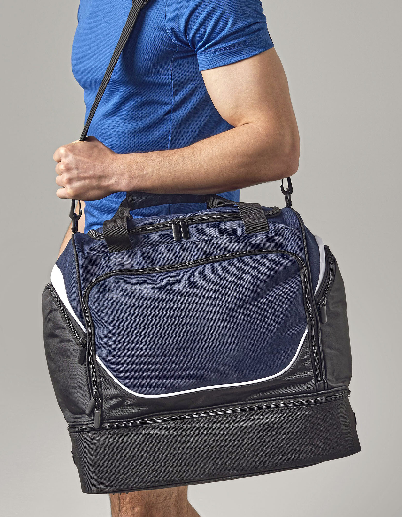 Pro Team Hardbase Holdall