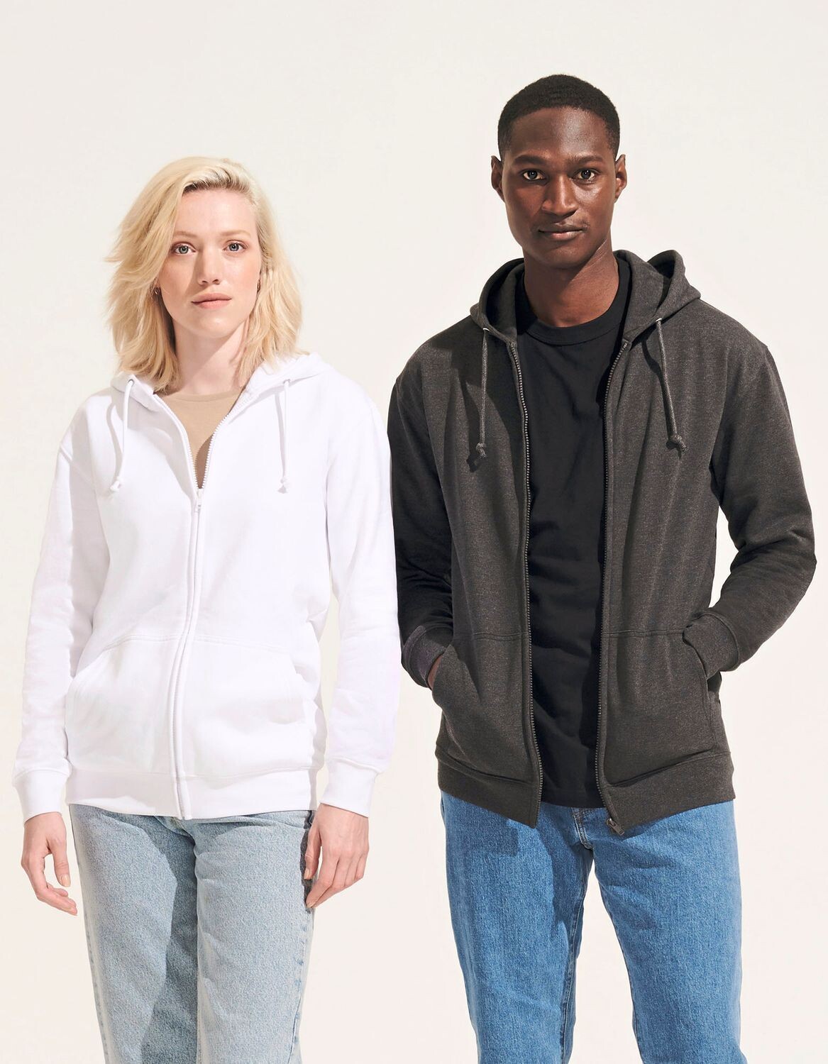 Sweat à capuche unisexe à fermeture complète Carter