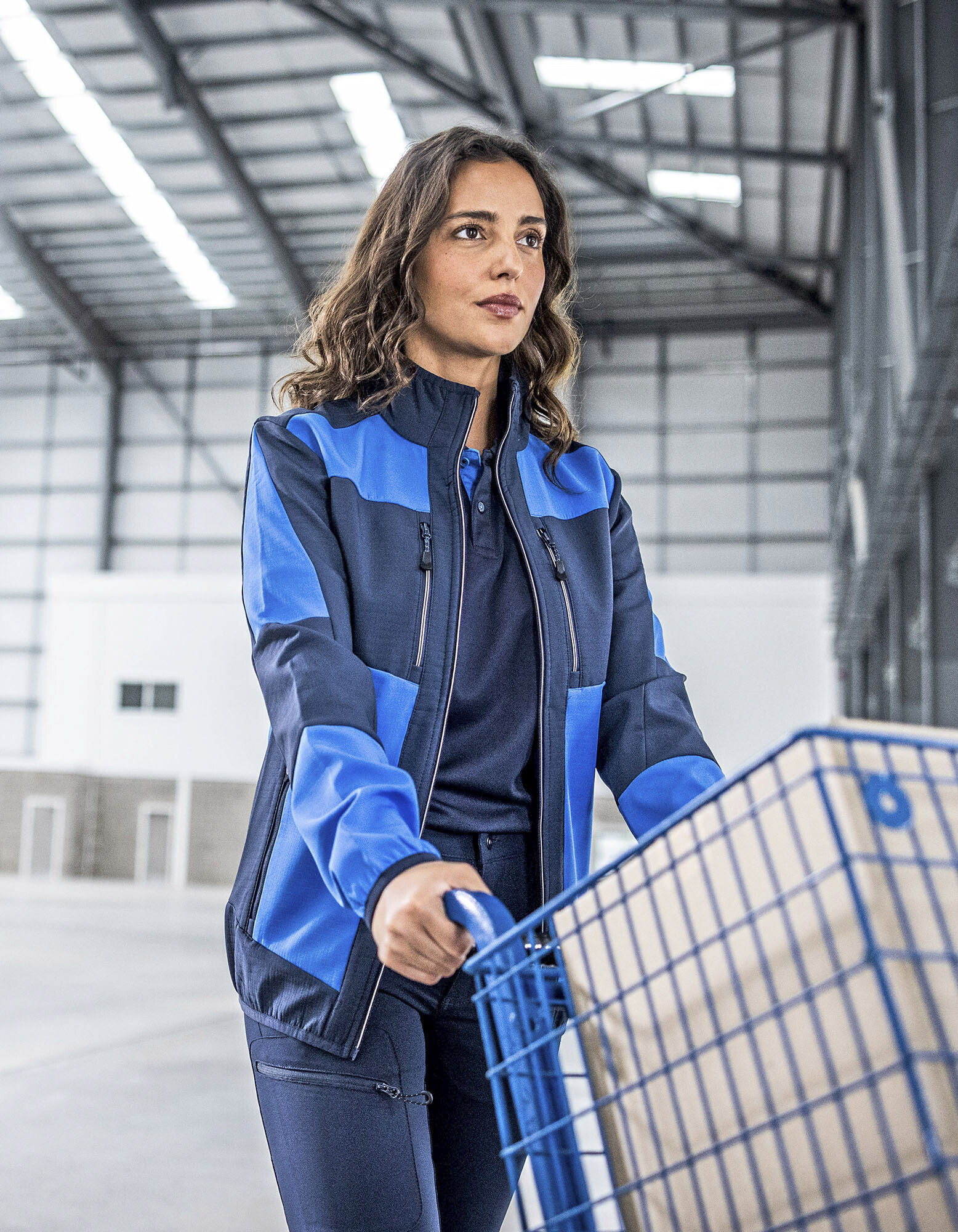 E-volve Unisex 2-Layer Softshell Jacket