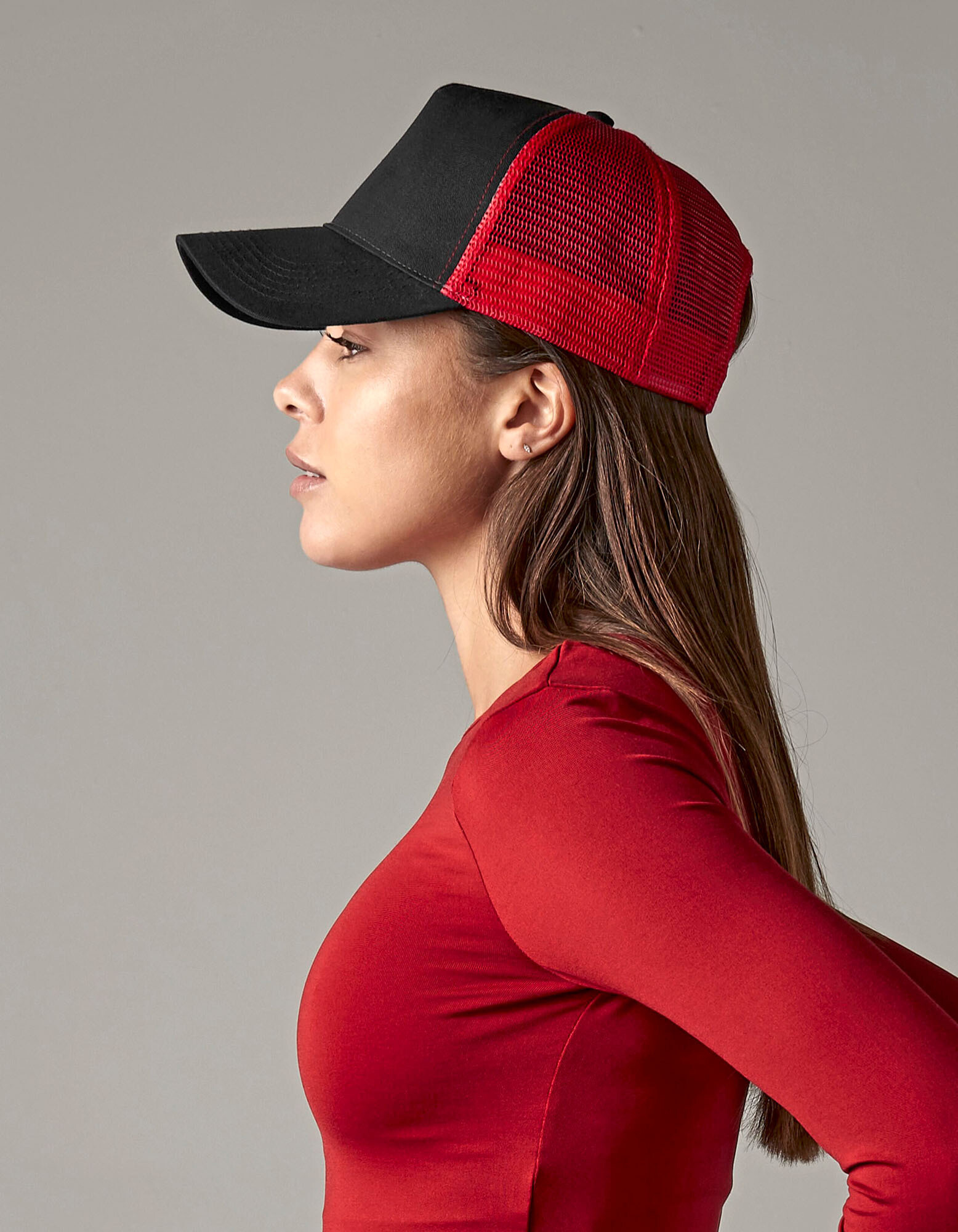 Snapback trucker