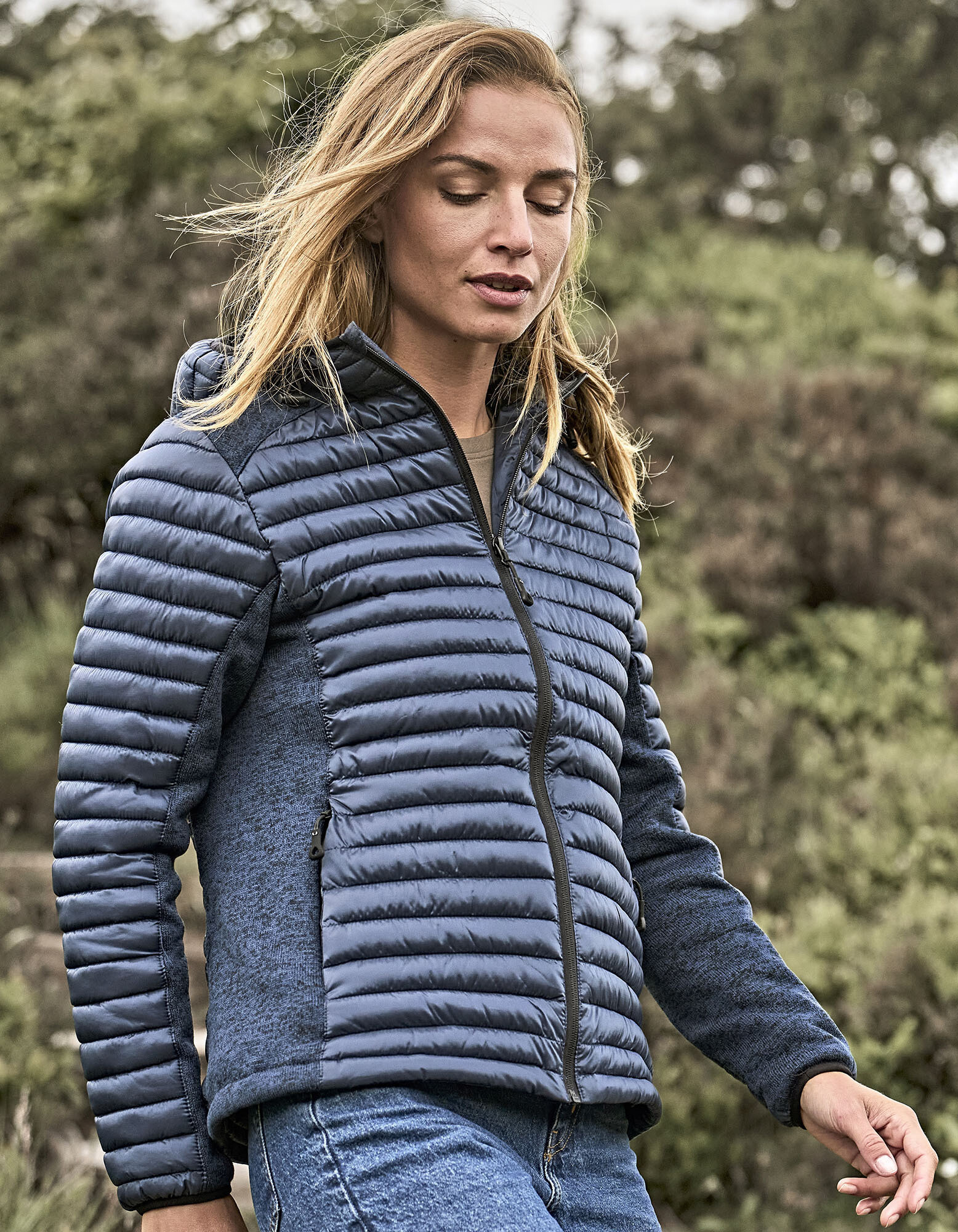 Women's Hooded Outdoor Crossover Jacket