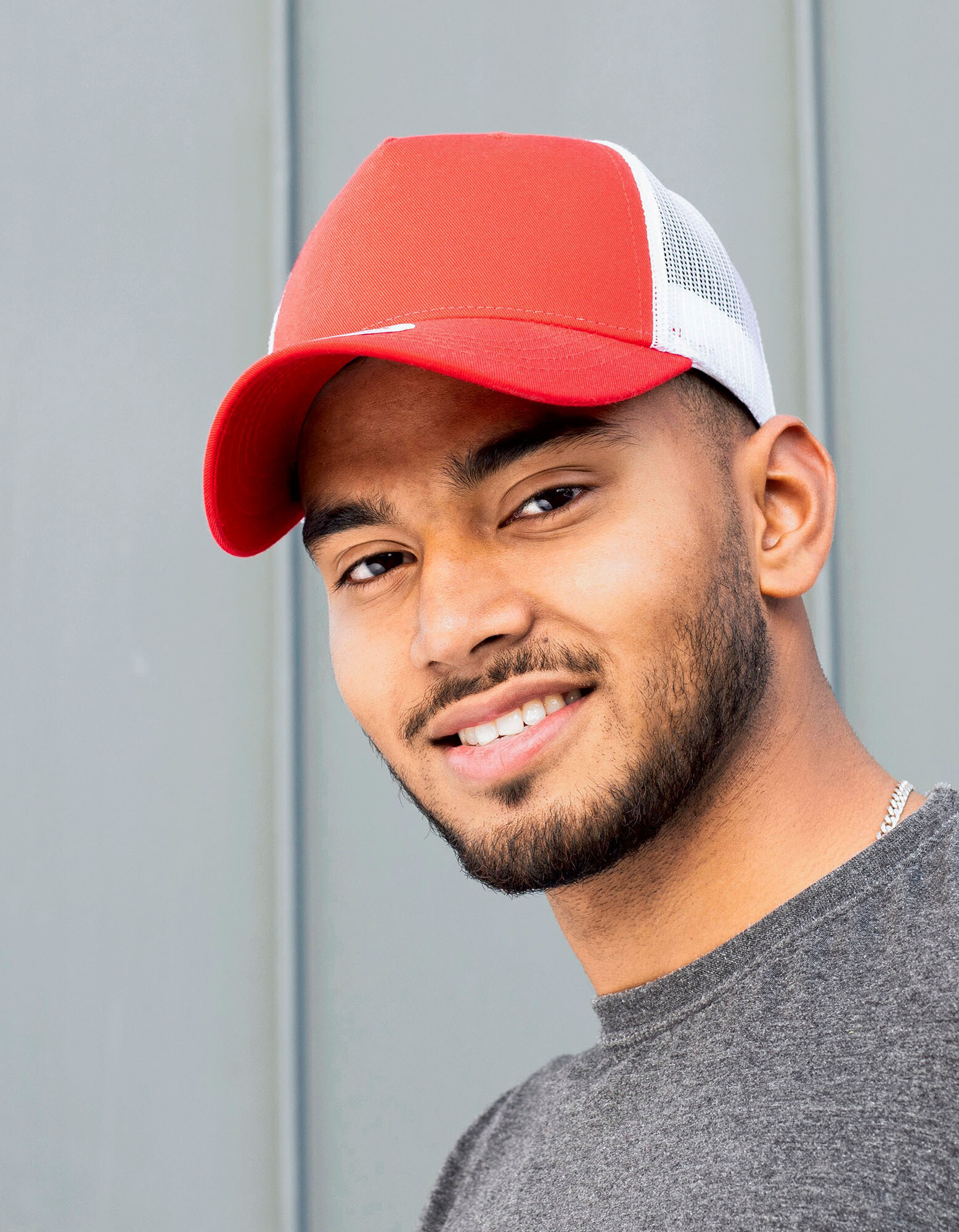 Cappello Trucker a 5 pannelli riciclato