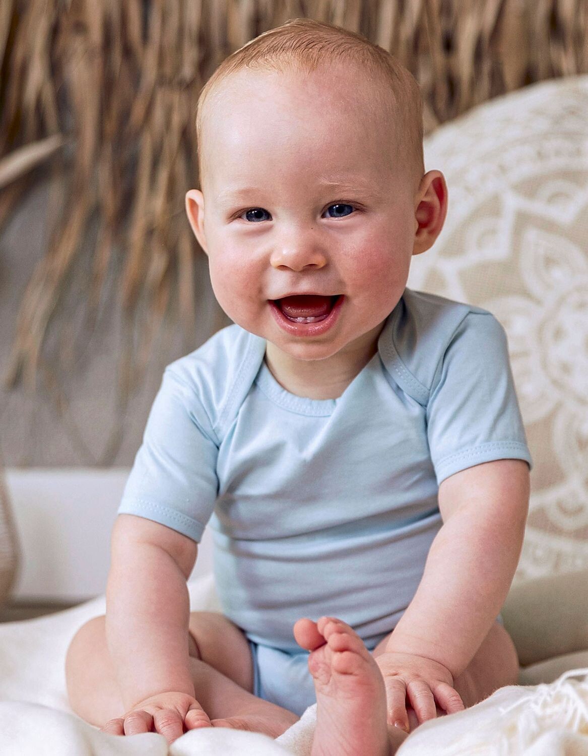 Organic Baby Bodysuit Short Sleeve Rebel 01