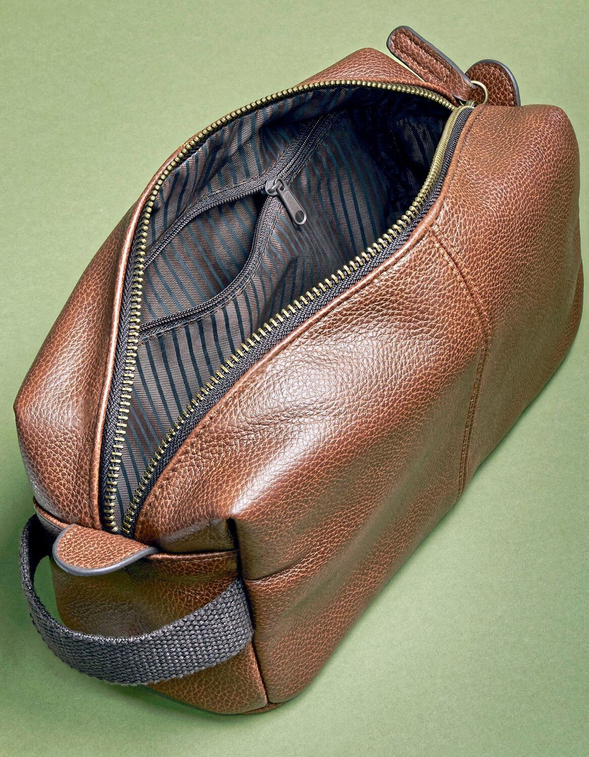 NuHide® Washbag