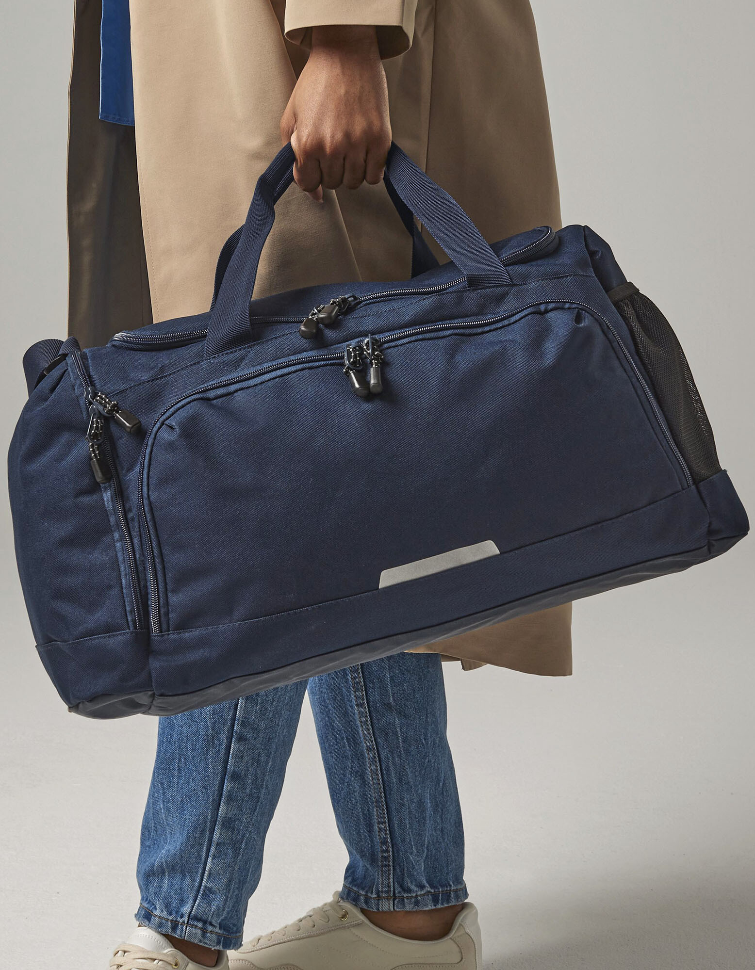 Academy Holdall