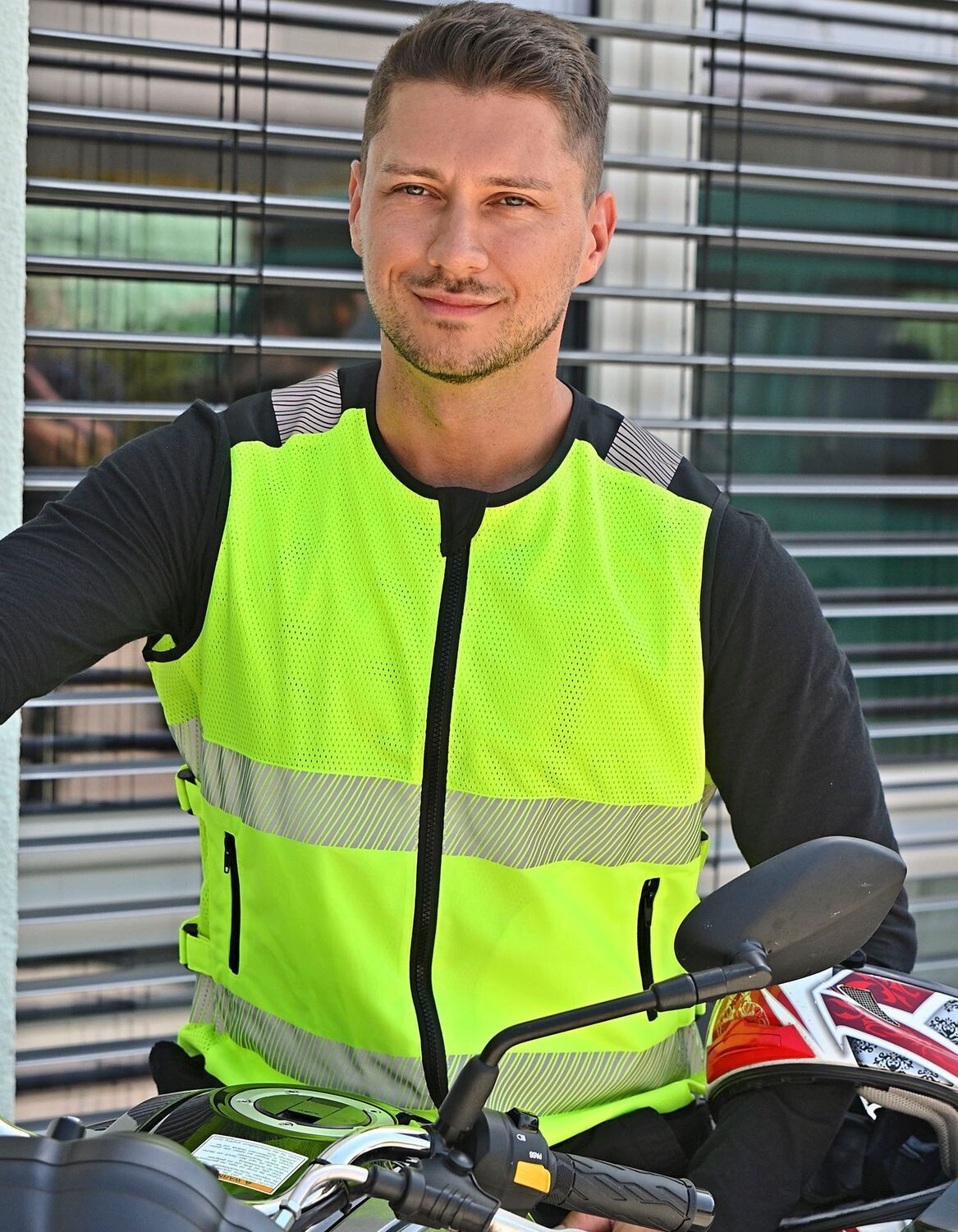 Hi-Vis Mesh Motorcycle Safety Vest "Naxos"