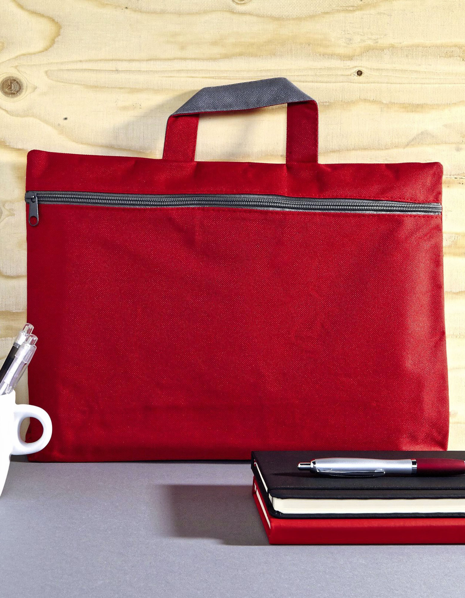 Document pouch Nassau