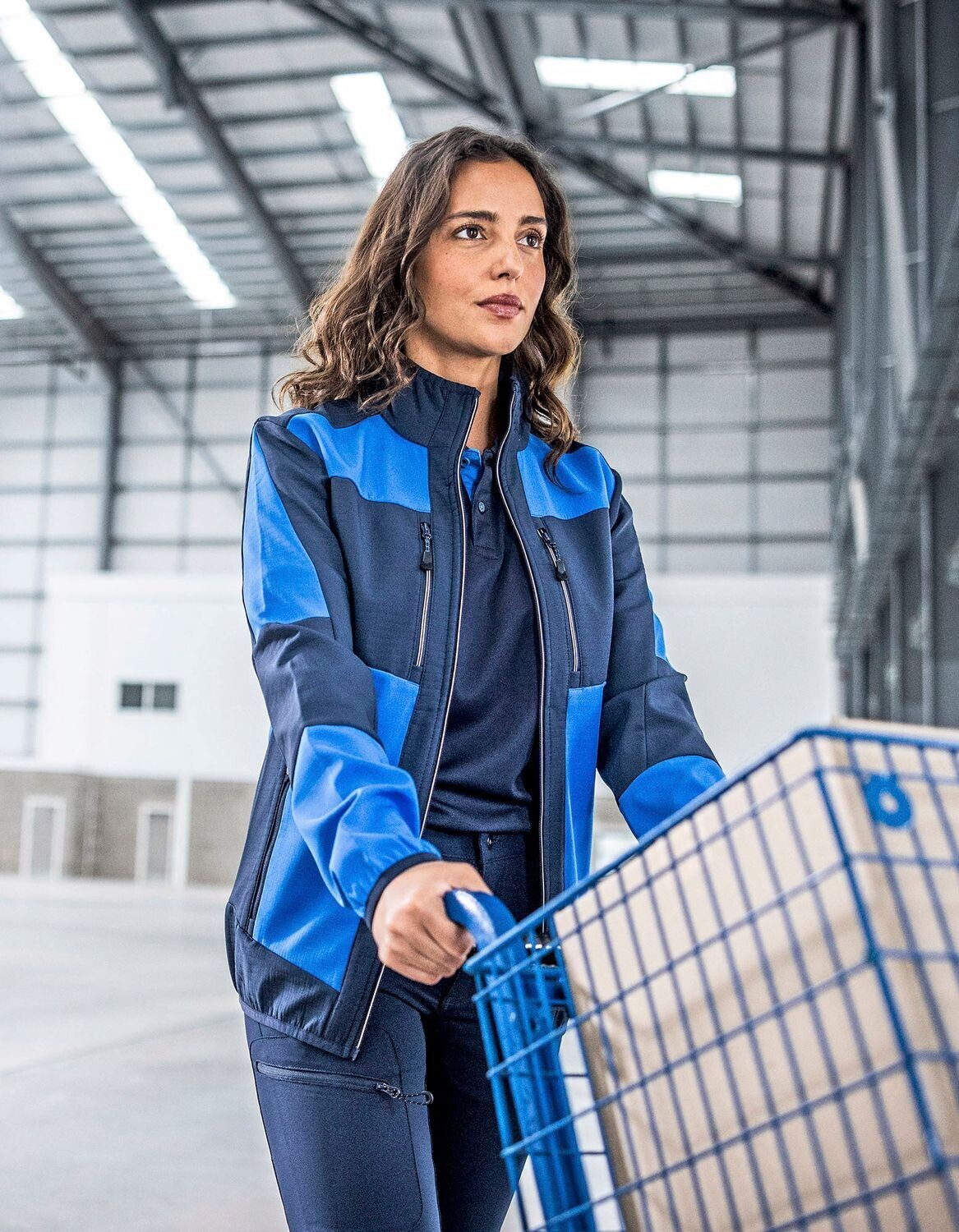 E-volve Unisex 2-Layer Softshell Jacket