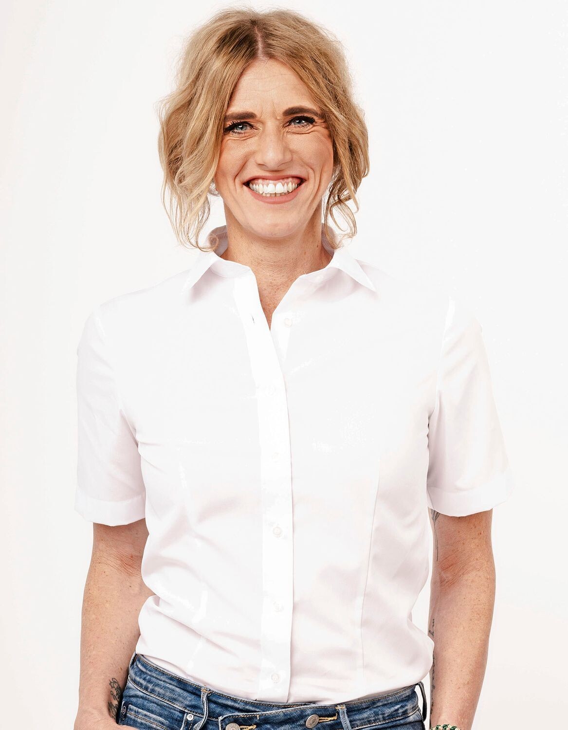 Women's Blouse Comfort Fit Short Sleeve