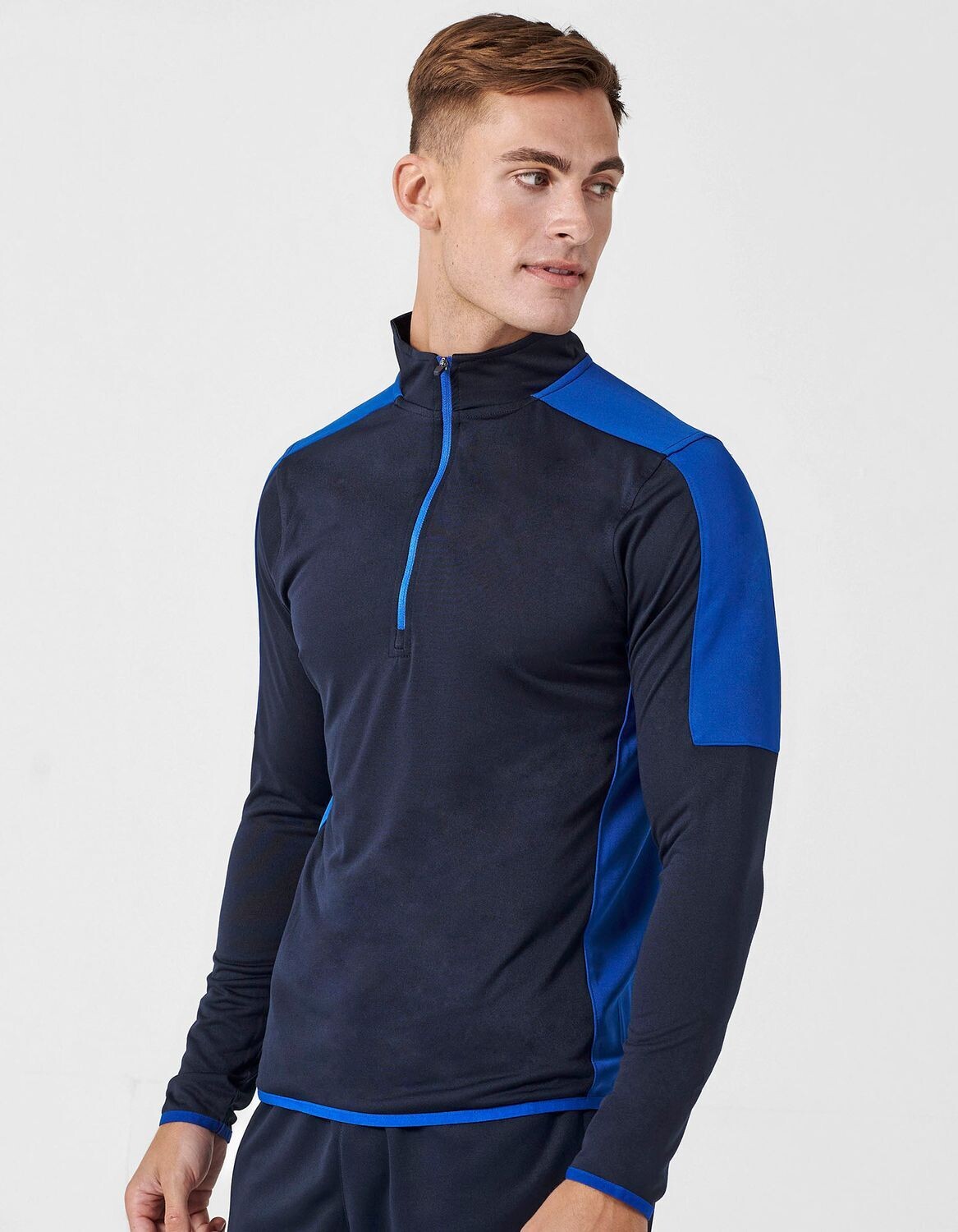 Midlayer adulto con 1/4 di zip e pannelli a contrasto