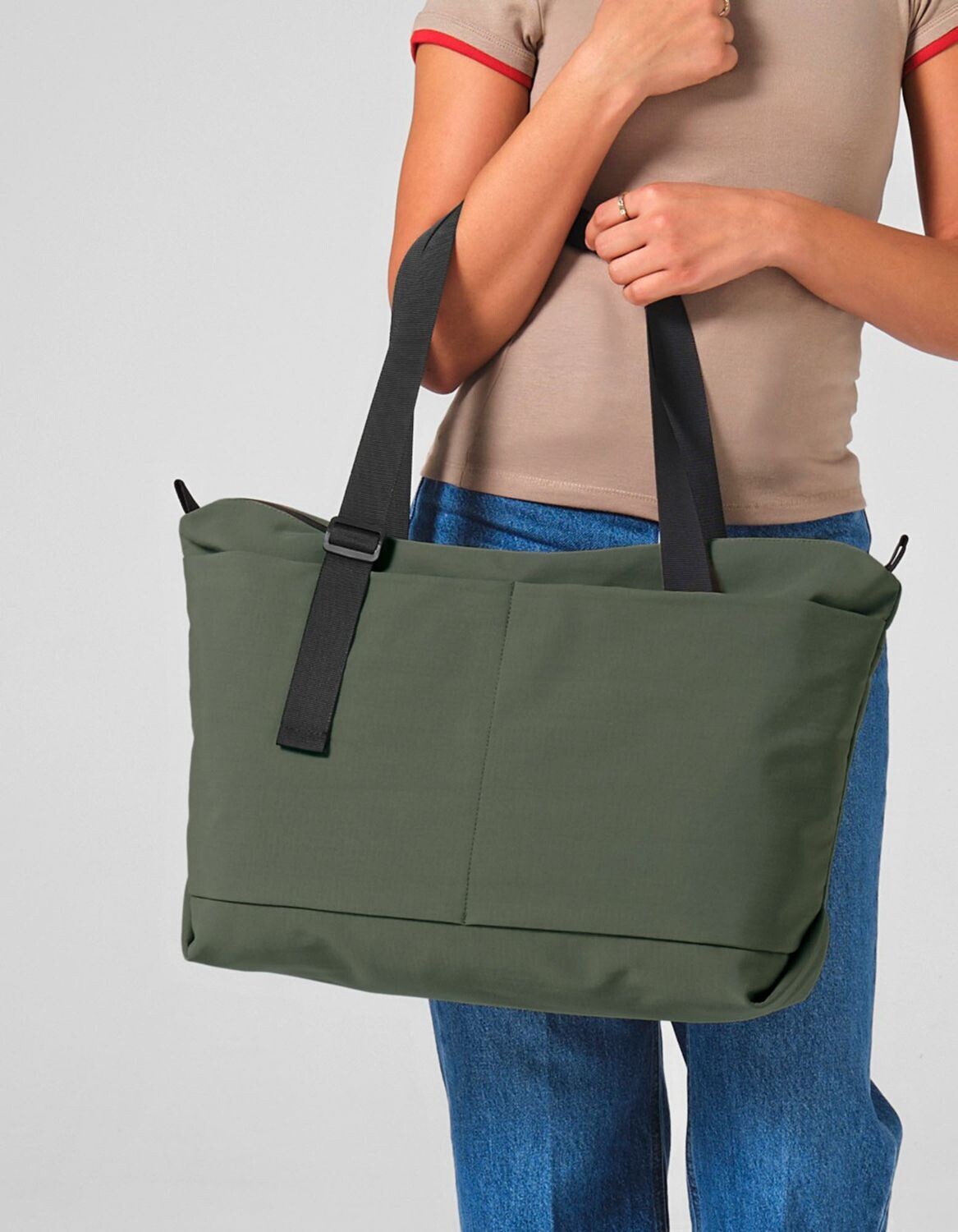 Minimal lifestyle tote bag