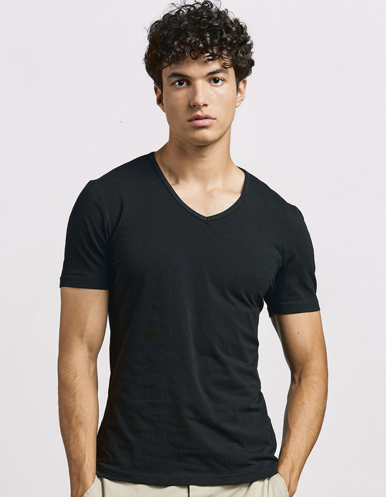 Men's Slim Fit V-Neck-T