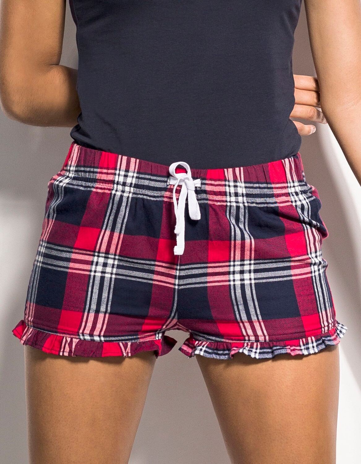 Pantaloncini da salotto da donna con balze in tartan