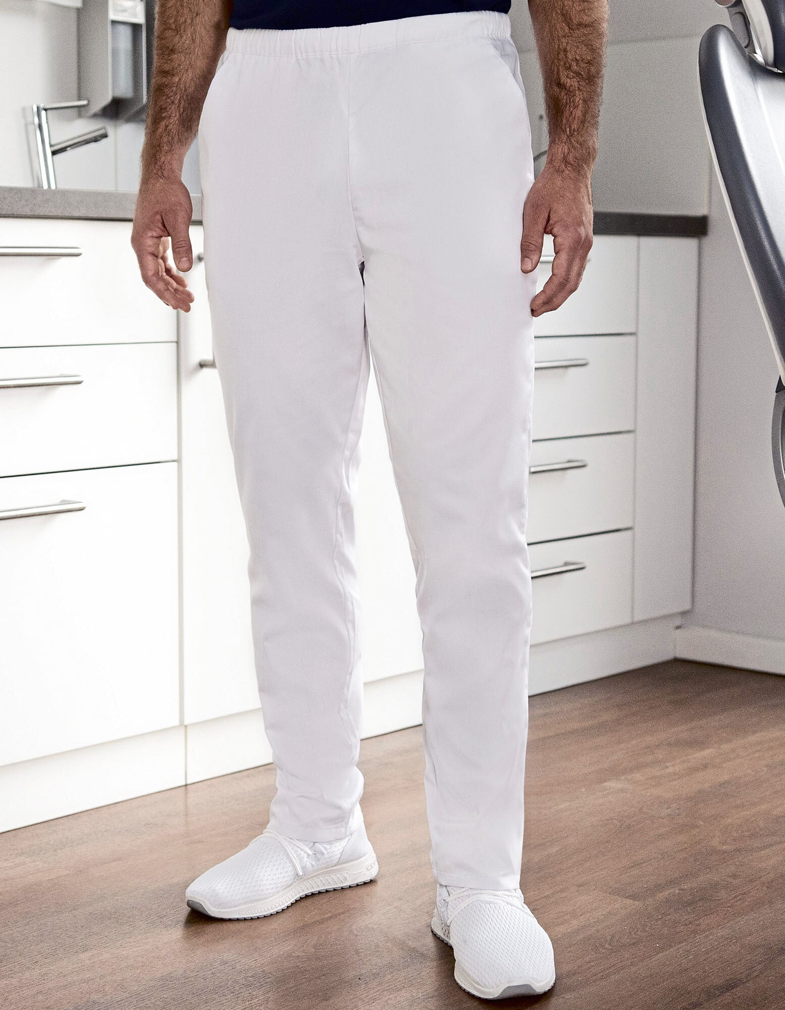 Essential slip-on trousers